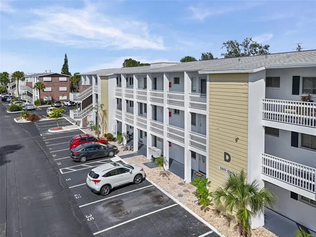 a car parked in front of a building