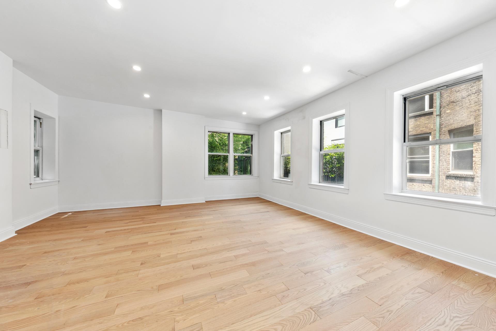 38 West 11th Street Manhattan, NY 10011 - Photo 8 of 10