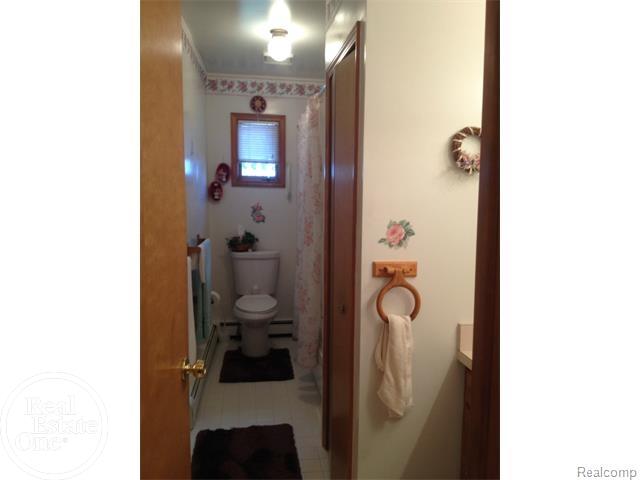 9423 North River Road Algonac, MI 48001 - Photo 13 of 18