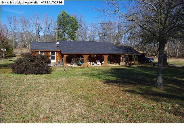 1147 Sycamore Road Coldwater, MS 38618 - Photo 1 of 17 Primary Photo