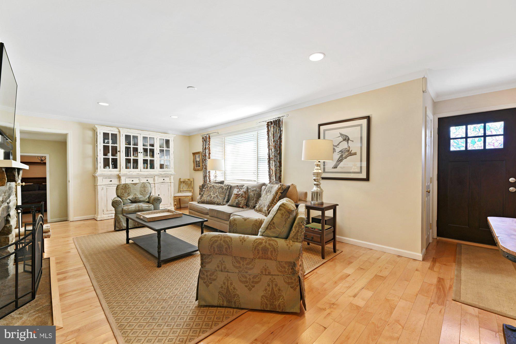 4016 Raleigh Road Baltimore, MD 21208 - Photo 6 of 31