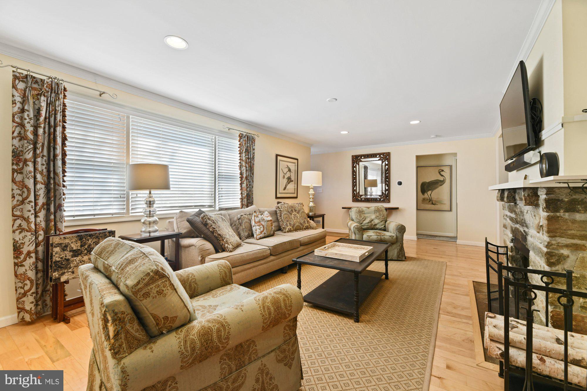 4016 Raleigh Road Baltimore, MD 21208 - Photo 7 of 31