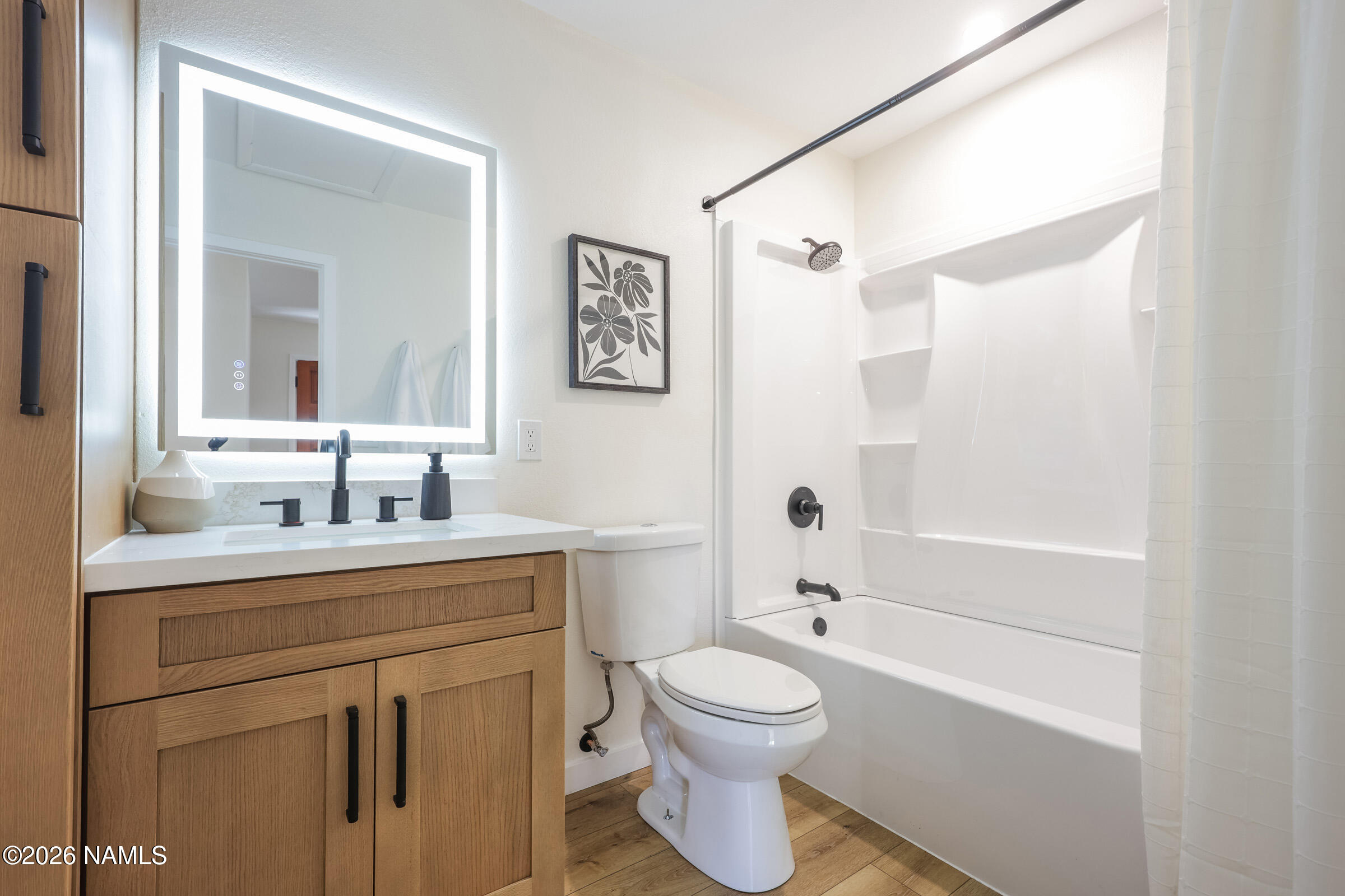 940 Caribou Road Munds Park, AZ 86017 - Photo 18 of 49 2nd Bathroom