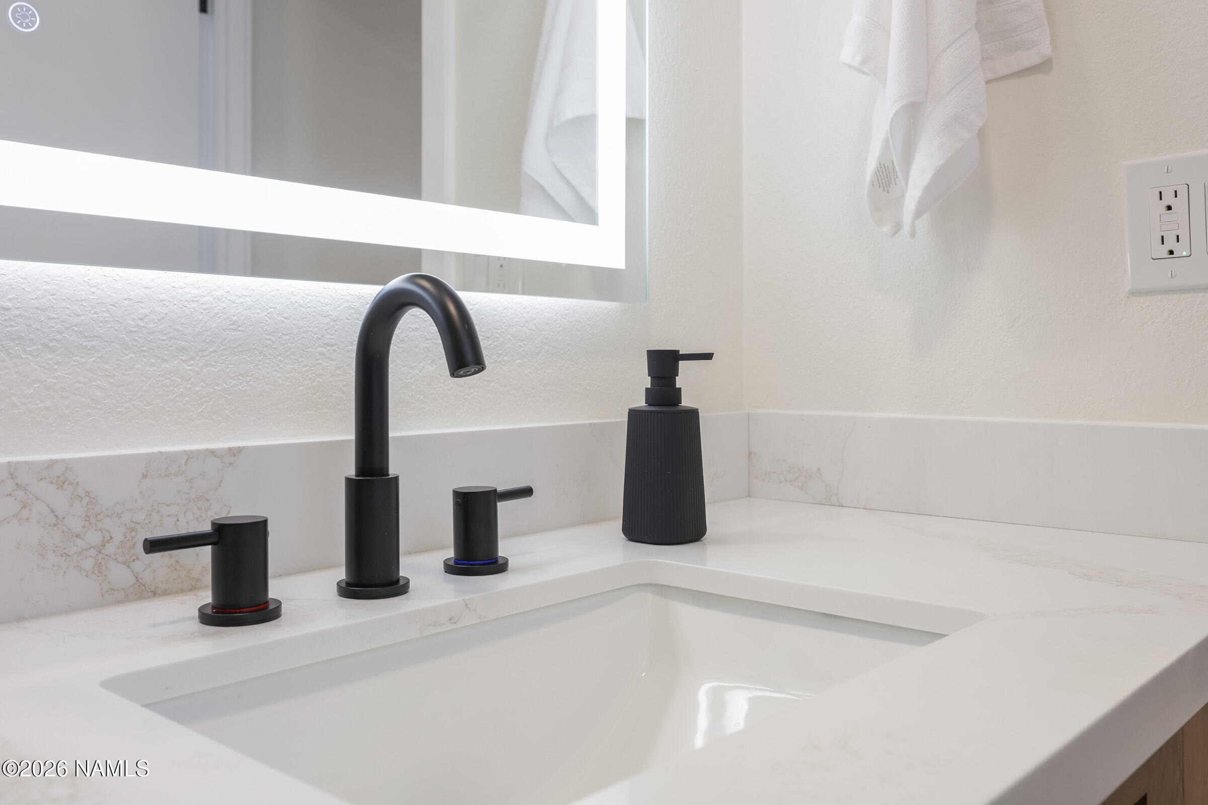 940 Caribou Road Munds Park, AZ 86017 - Photo 28 of 49 Primary Bathroom Sink