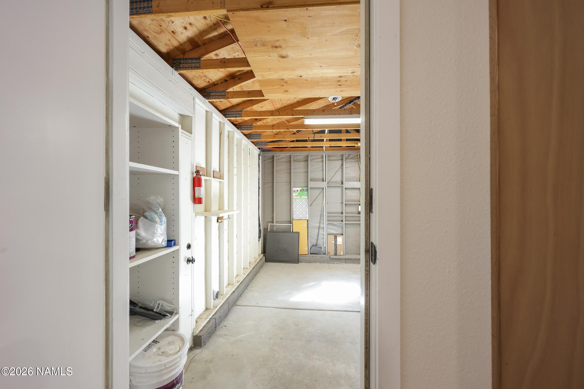 940 Caribou Road Munds Park, AZ 86017 - Photo 33 of 49 Door to Garage