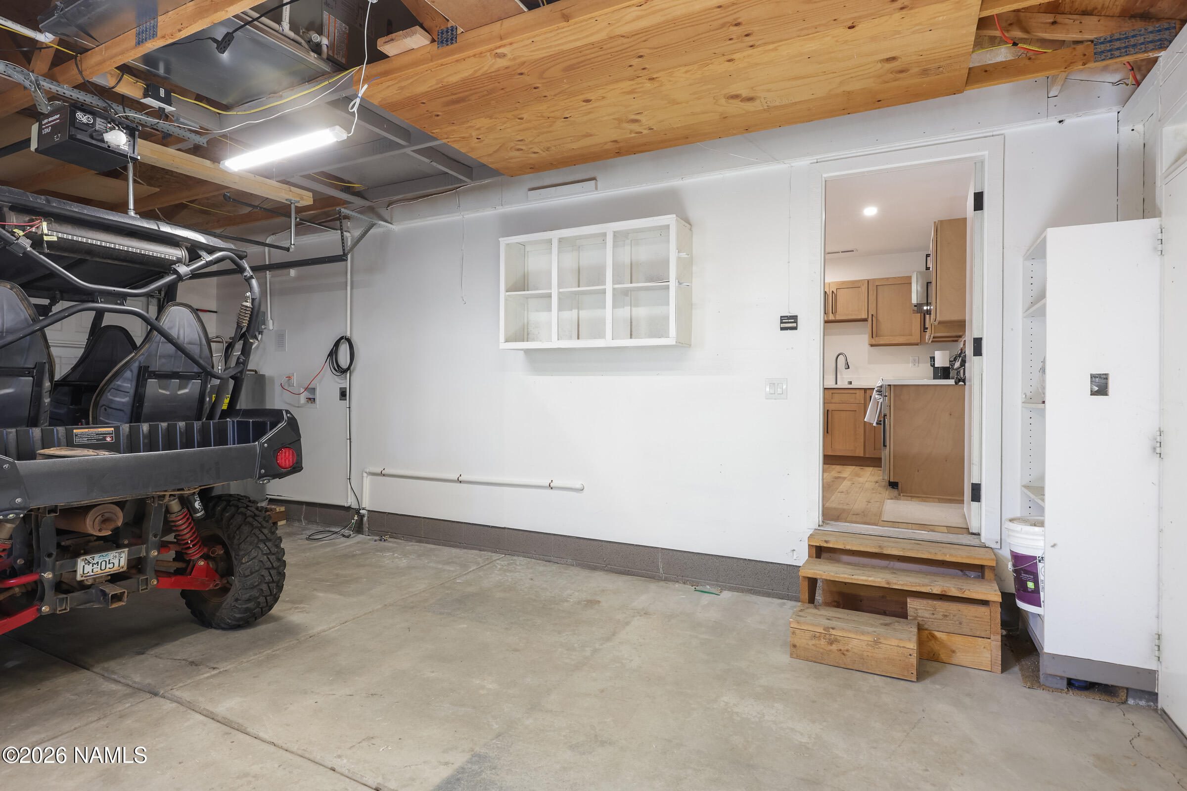 940 Caribou Road Munds Park, AZ 86017 - Photo 35 of 49 Garage