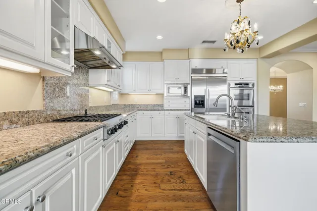 $1,400,000 | 676 Chesapeake Place, Ventura, CA 93004