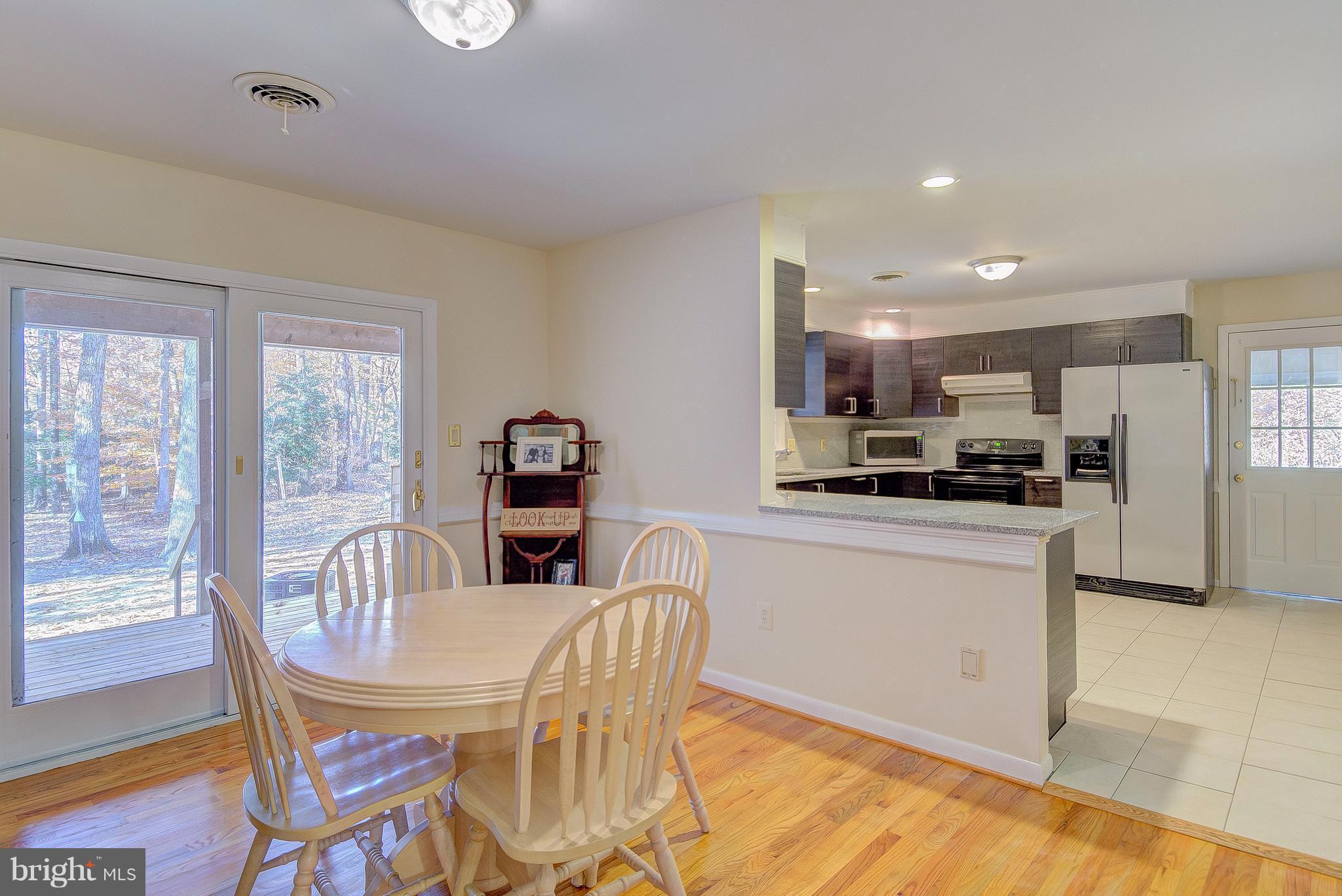 4905 Broomes Island Road Port Republic, MD 20676 - Photo 11 of 22 Dining Room