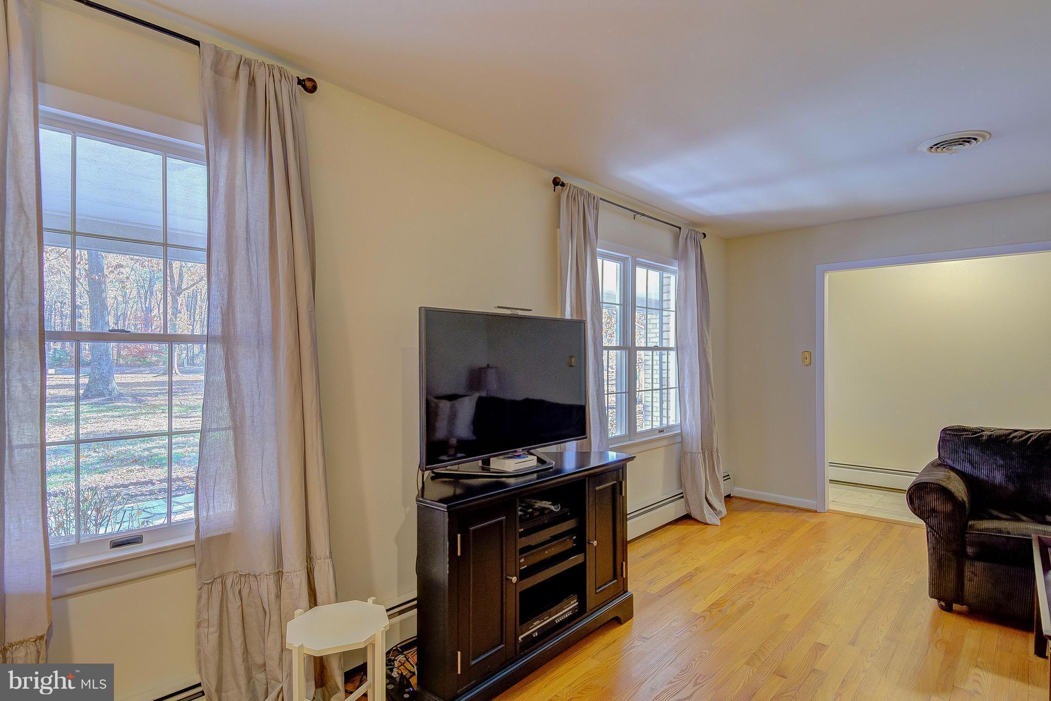 4905 Broomes Island Road Port Republic, MD 20676 - Photo 13 of 22 Living Room