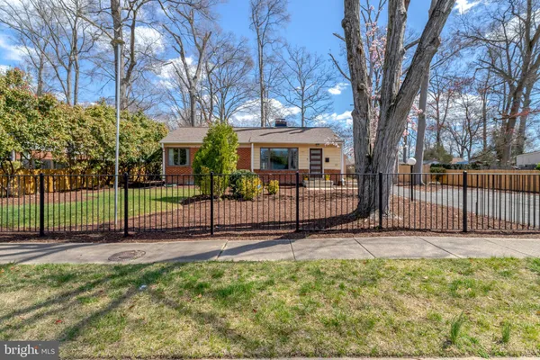 $3,800 | 7909 Martha Washington Street, Alexandria, VA 22309