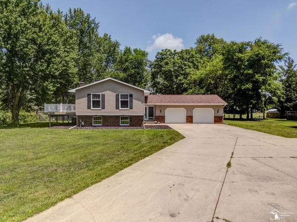 $445,000 | 8870 Dixon Road, Monroe, MI 48161