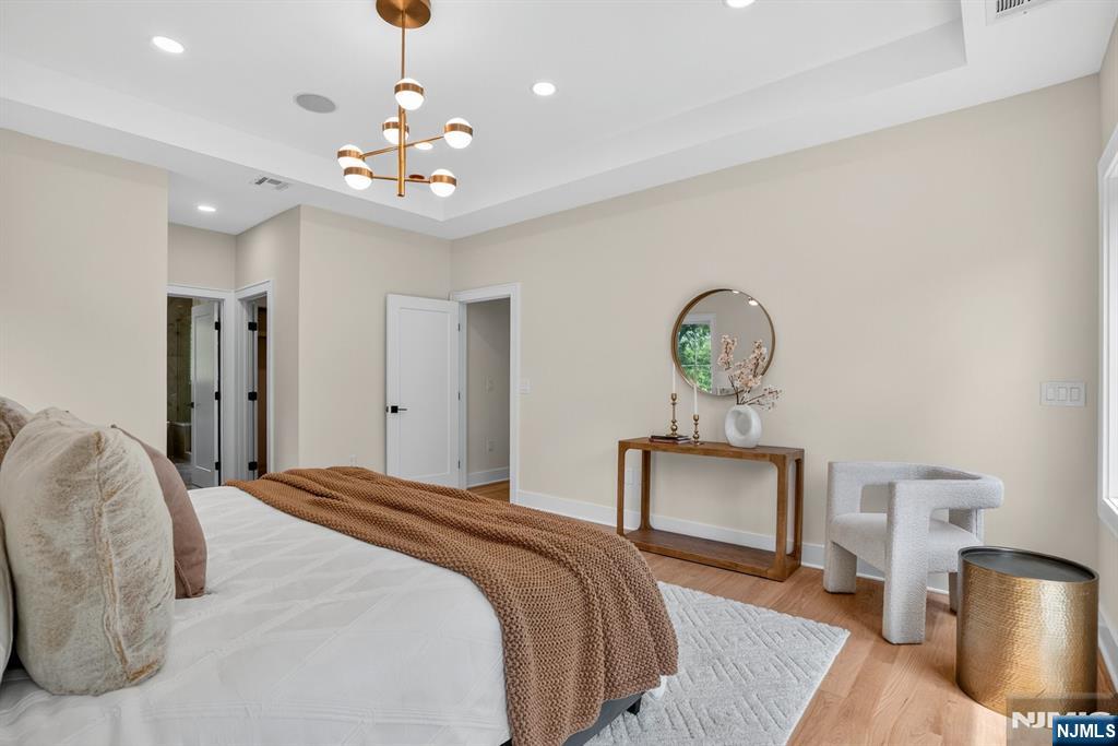81 Ridge Drive Livingston, NJ 07039 - Photo 15 of 49