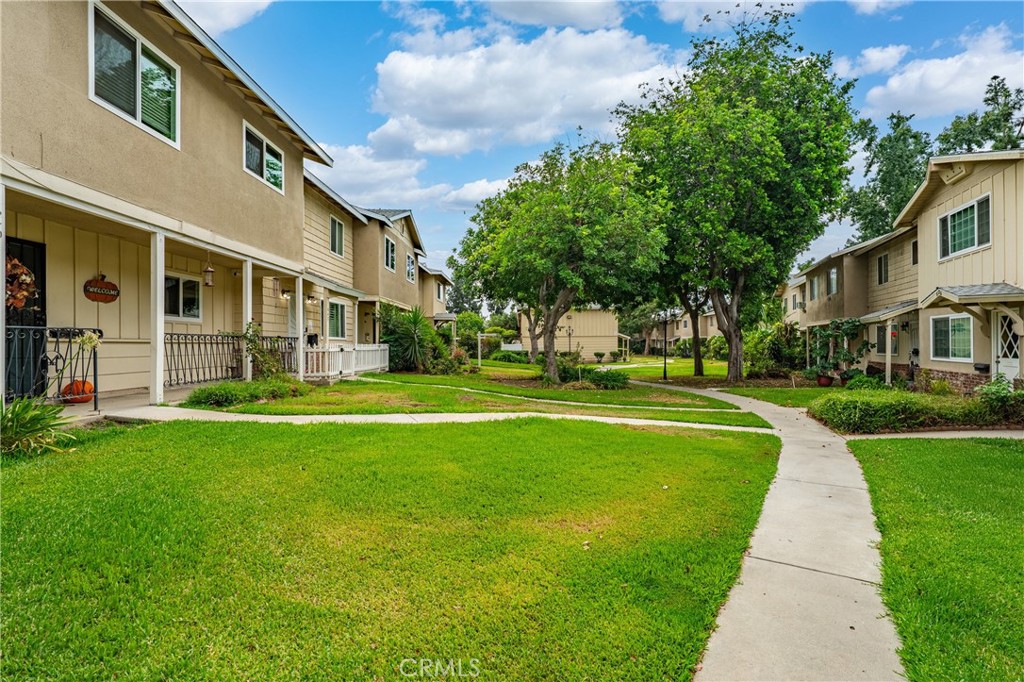 644 East Lee Place Azusa, CA 91702 - Photo 25 of 31