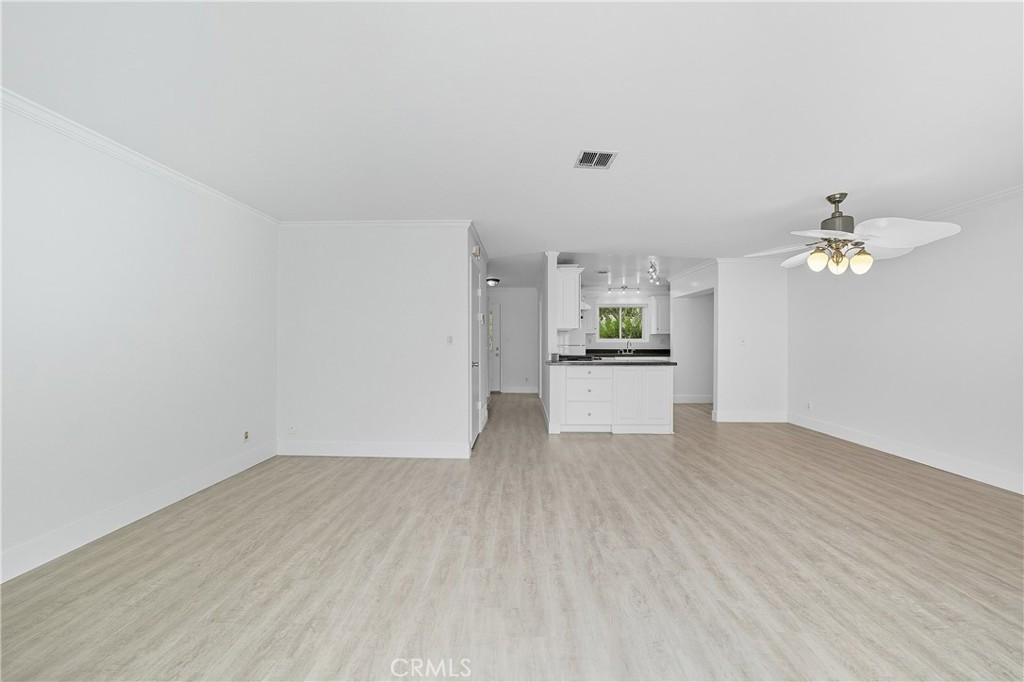 644 East Lee Place Azusa, CA 91702 - Photo 9 of 31