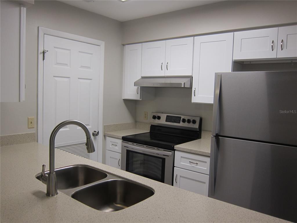 7019 Southwest 21st Lane Gainesville, FL 32607 - Photo 13 of 31