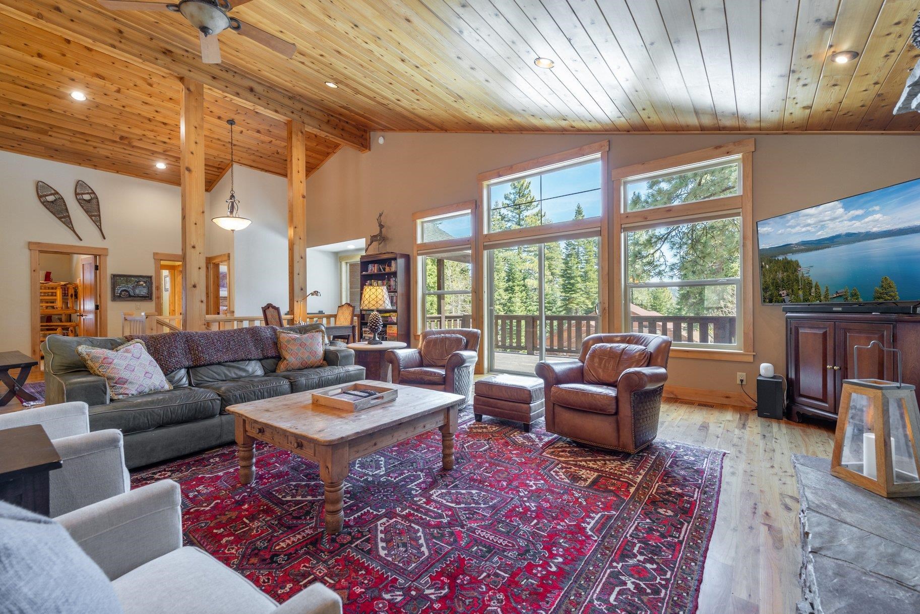 11798 Chamonix Road Truckee, CA 96161 - Photo 6 of 28 Gallery Image 6