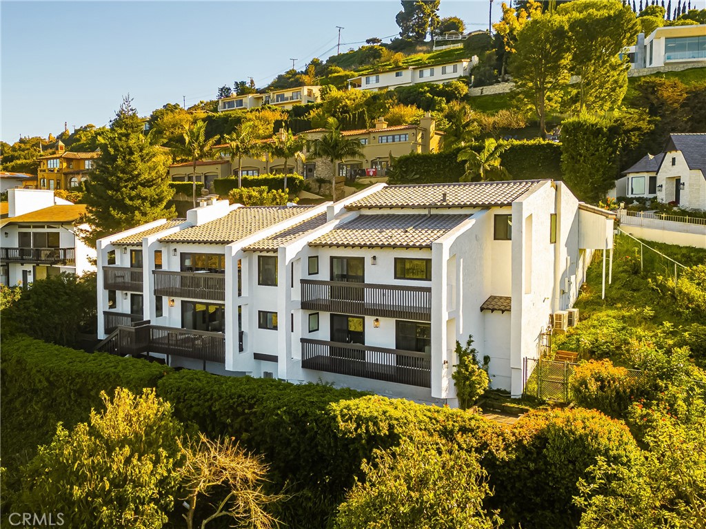 5 Yellow Brick Road Rancho Palos Verdes, CA 90275 - Photo 4 of 75
