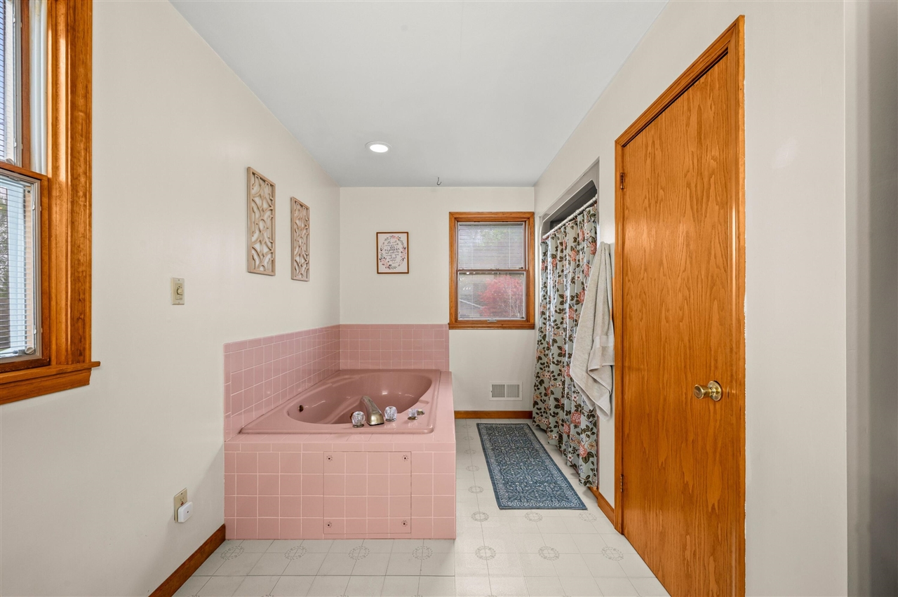 16686 Cleveland Avenue Galien, MI 49113 - Photo 38 of 93