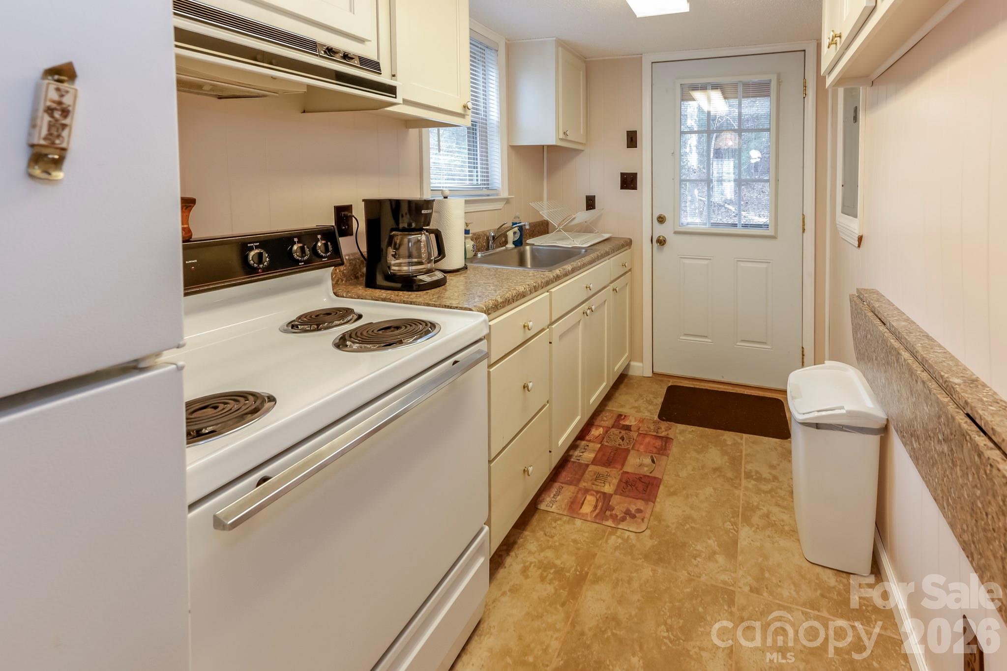 201 North Chase Lane Rutherfordton, NC 28139 - Photo 7 of 22