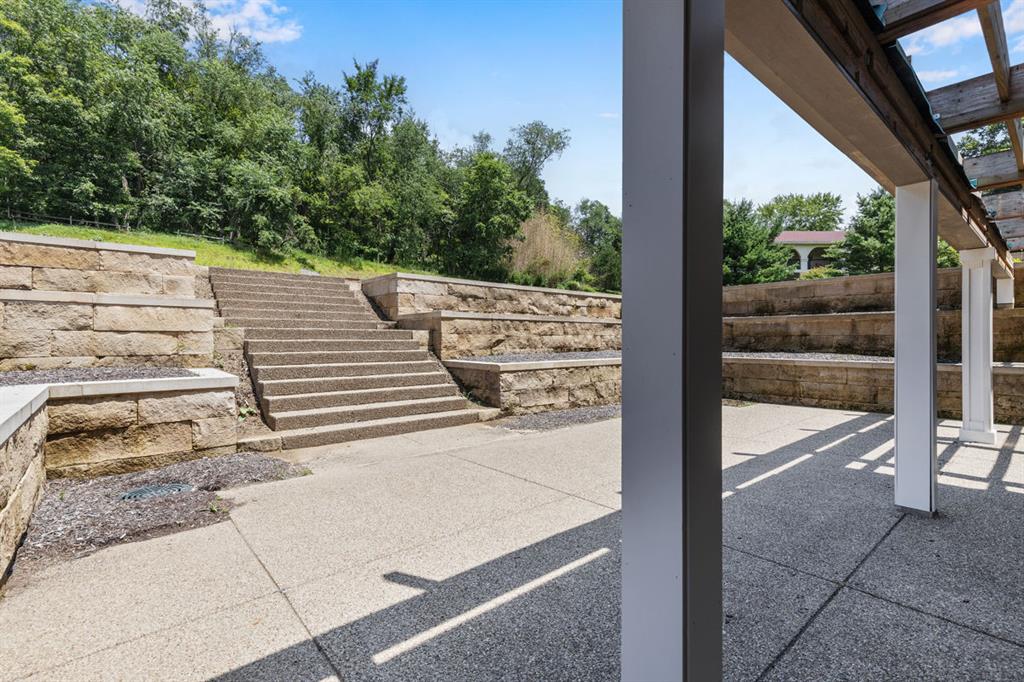 1502 Powers Run Road Pittsburgh, PA 15238 - Photo 30 of 38