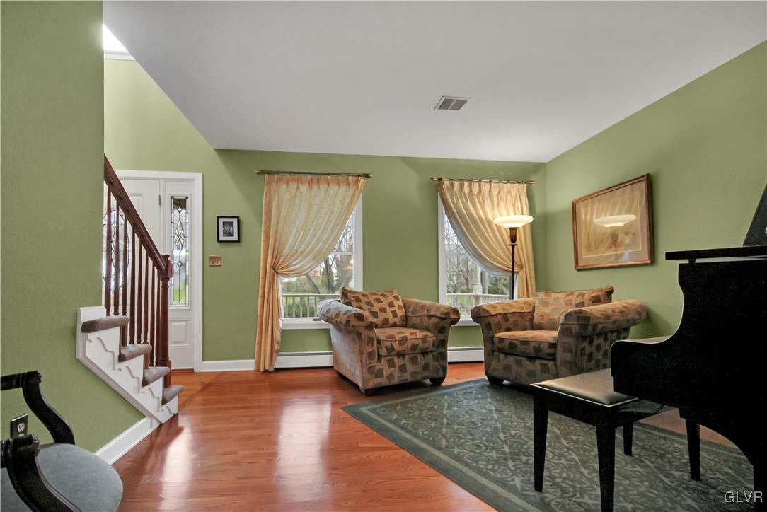 4060 Ross Road Bethlehem, PA 18020 - Photo 4 of 34 Gallery Image 4