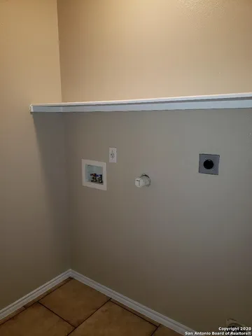 $215,000 | 517 West 5th Street, Converse, TX 78109