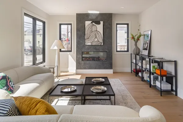 $1,250,000 | 265-267 River Street, Unit 267, Newton, MA 02465