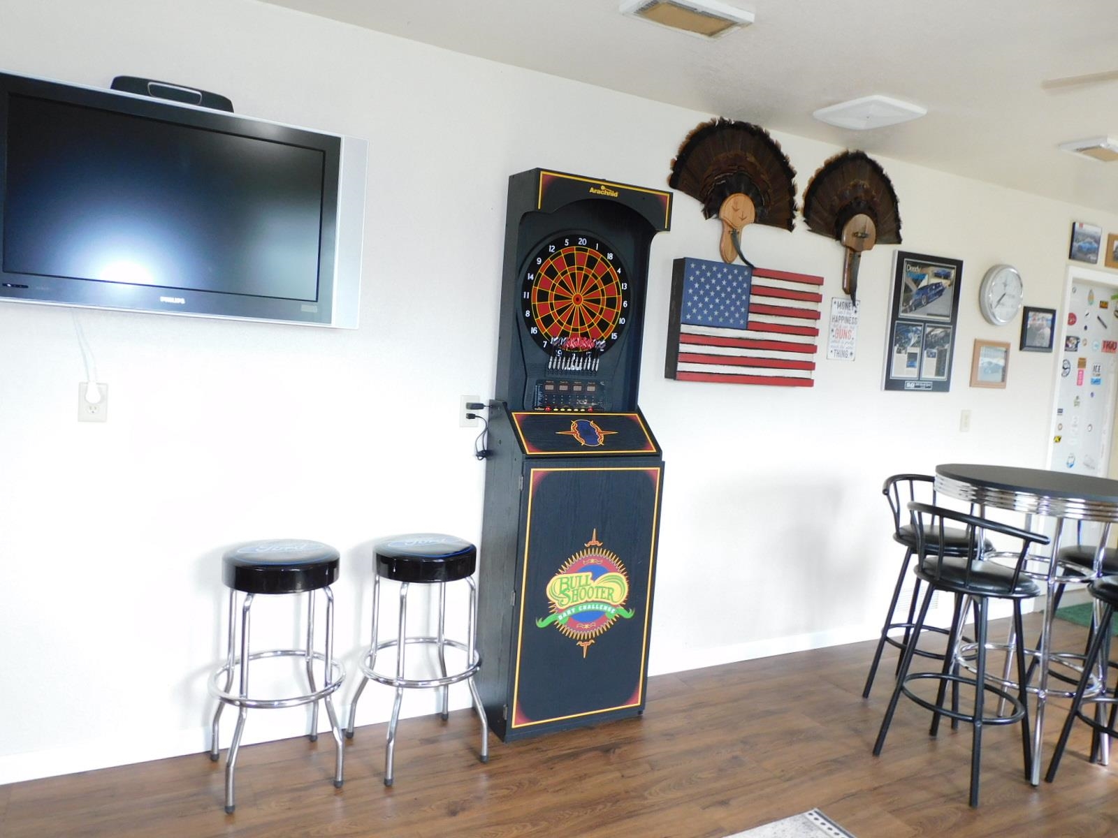 3994 County Rd U South Range, WI 54874 - Photo 49 of 56 Entertain your family and friends.