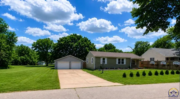 $125,000 | 238 West 11th Street, Florence, KS 66851