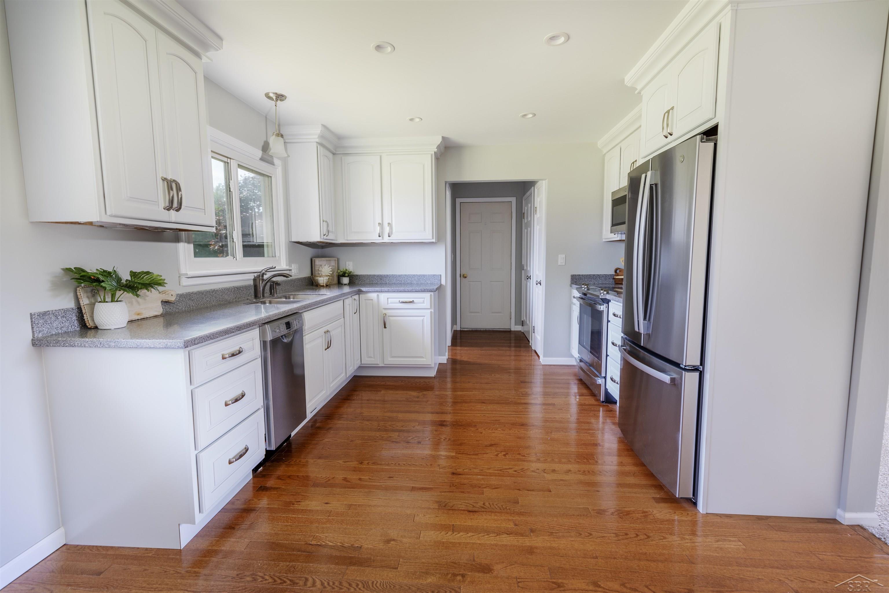 8431 Ederer Road Saginaw, MI 48609 - Photo 14 of 34 50145510-30a711d2-a1f2-450c-984b-cfc83f5f4403.JPG
