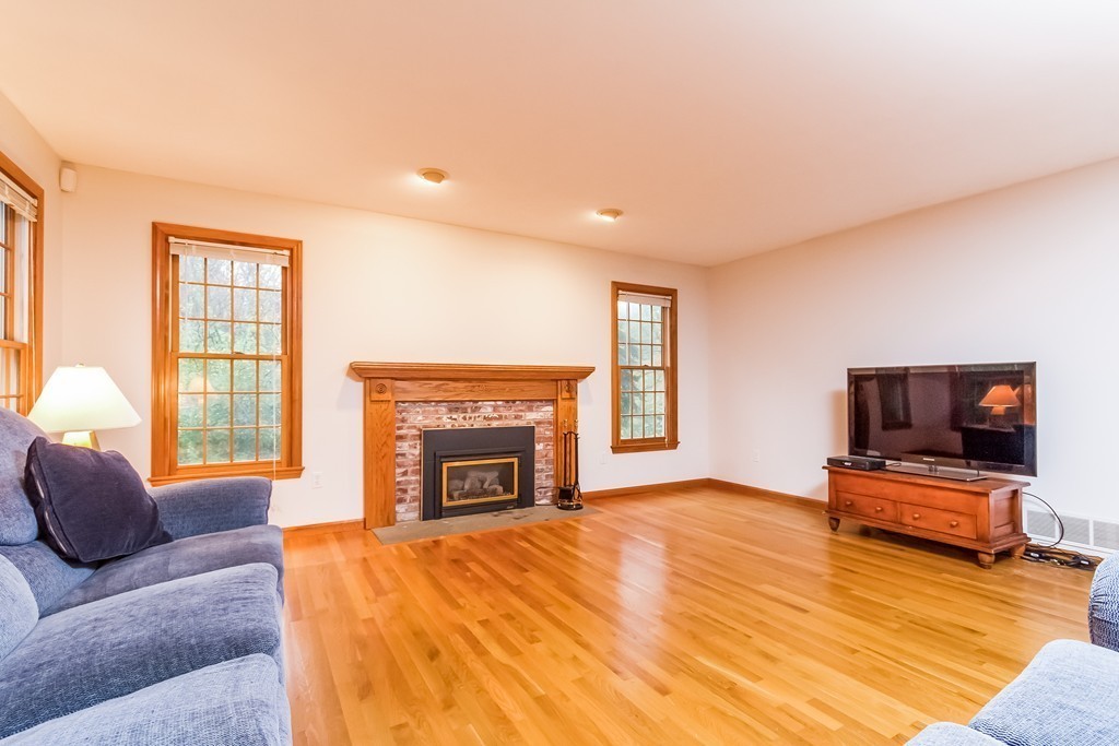 120 Hidden Valley Road Groton, MA 01450 - Photo 8 of 30 Gallery Image 8