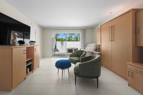 $2,200,000 | 1190 South Calle De Maria, Palm Springs, CA 92264