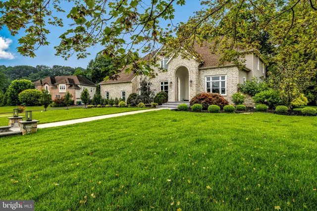 $979,900 | 115 Fox Chase Court, Swedesboro, NJ 08085