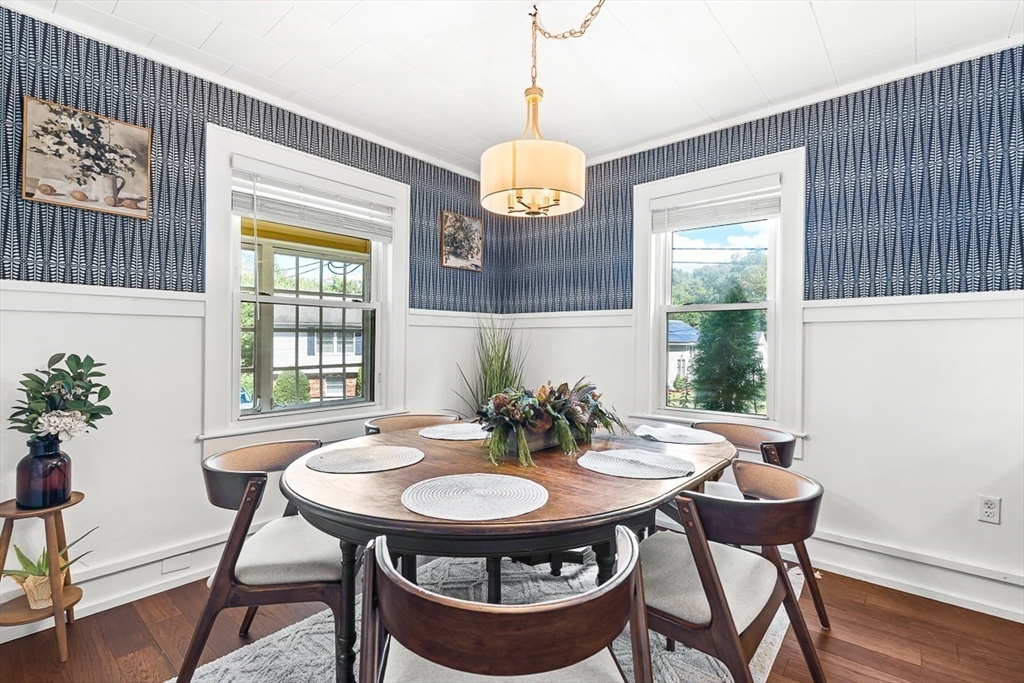 87 Great Woods Road Saugus, MA 01906 - Photo 12 of 38 Gallery Image 12