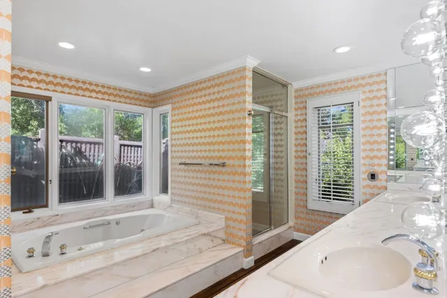 $5,650,000 | 680 Fairway Circle, Hillsborough, CA 94010