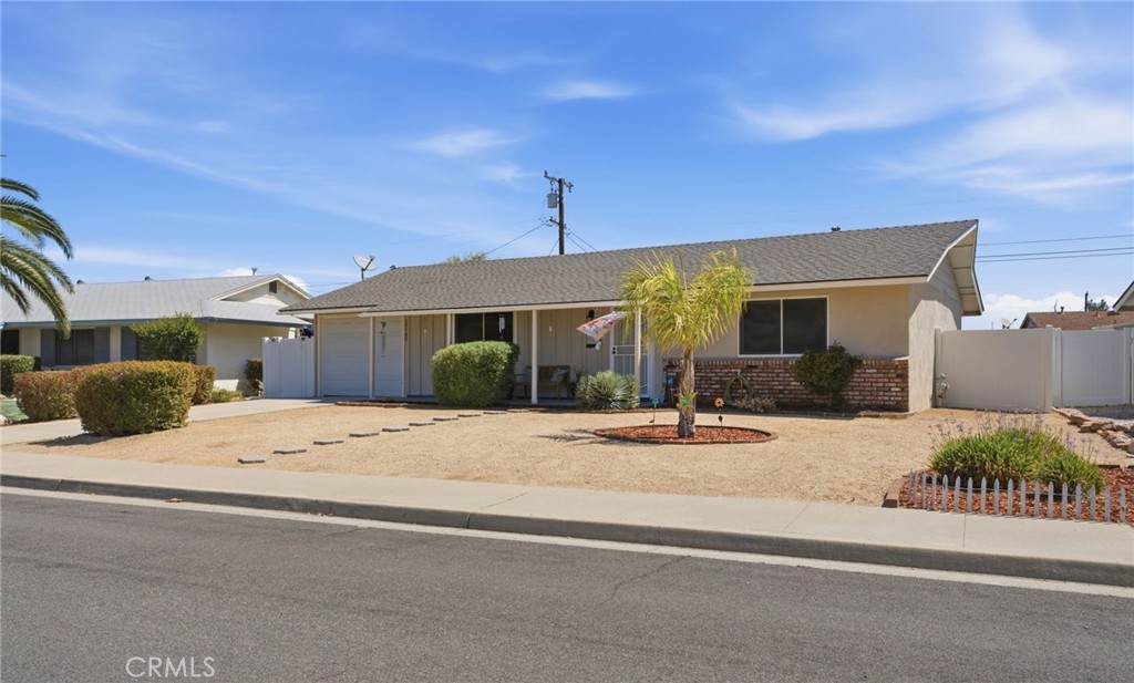 29140 Prestwick Road Menifee, CA 92586 - Photo 2 of 28