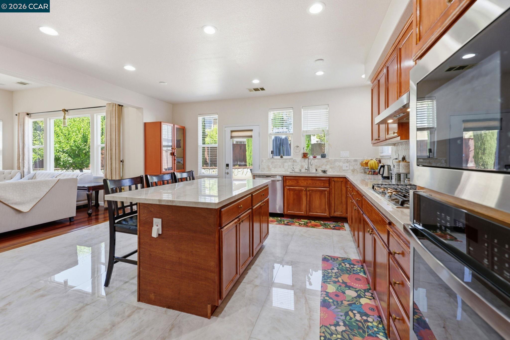 165 Paddington Court San Ramon, CA 94582 - Photo 9 of 44