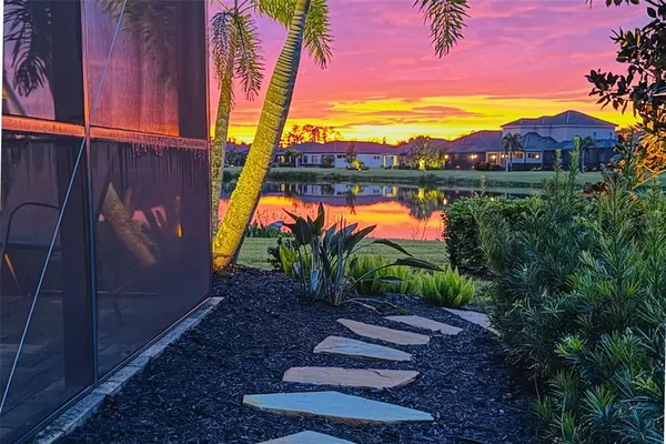 $999,000 | 10107 Carnoustie Place, Bradenton, FL 34211