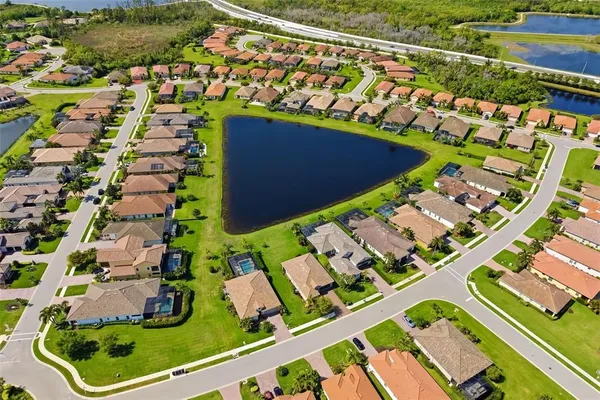 $999,000 | 10107 Carnoustie Place, Bradenton, FL 34211