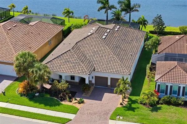 $999,000 | 10107 Carnoustie Place, Bradenton, FL 34211