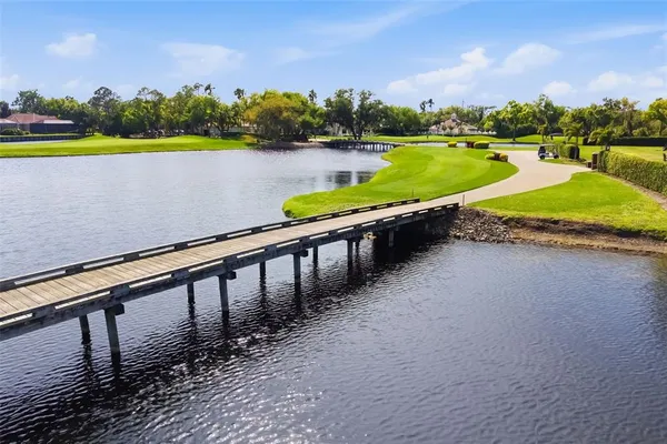 $999,000 | 10107 Carnoustie Place, Bradenton, FL 34211