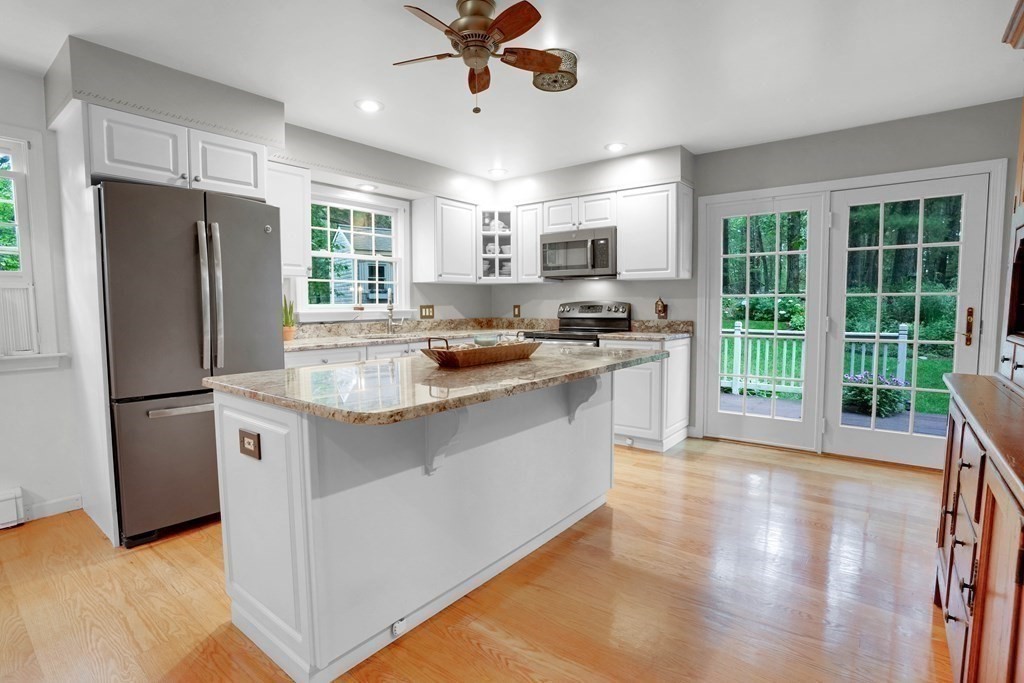 2 Island Farm Road Carver, MA 02330 - Photo 7 of 32 Gallery Image 7
