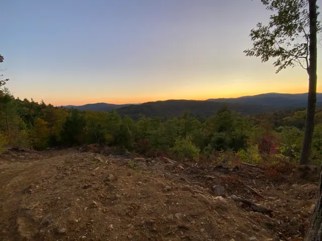 $289,000 | 19-upper Bear Lane, Rumford, ME 04276