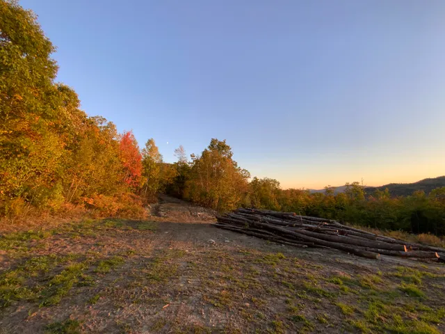 $289,000 | 19-upper Bear Lane, Rumford, ME 04276