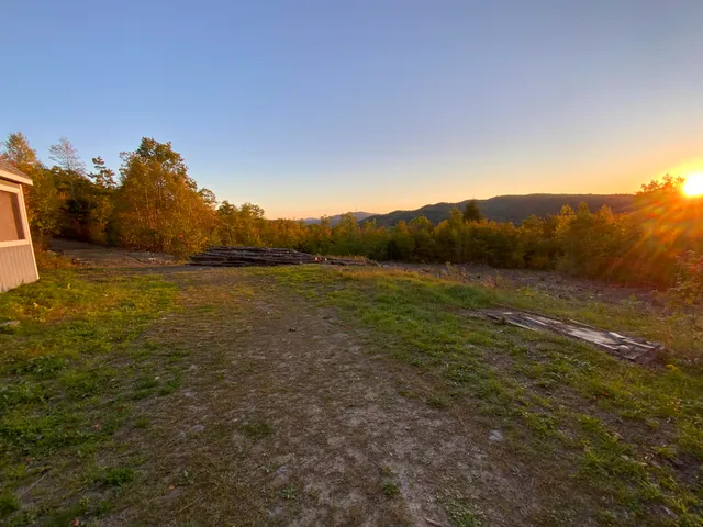 $289,000 | 19-upper Bear Lane, Rumford, ME 04276