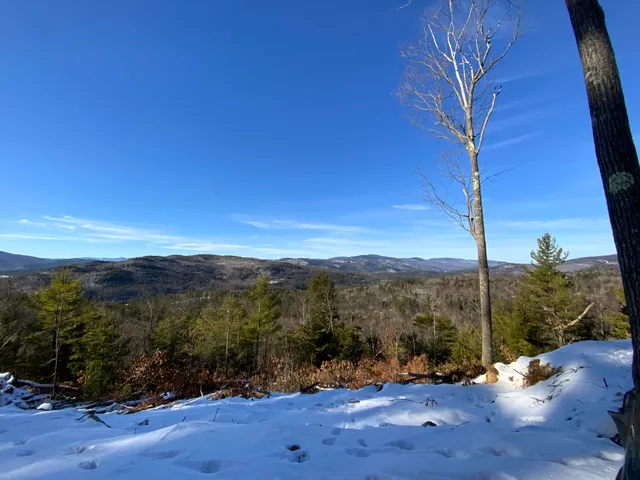 $289,000 | 19-upper Bear Lane, Rumford, ME 04276