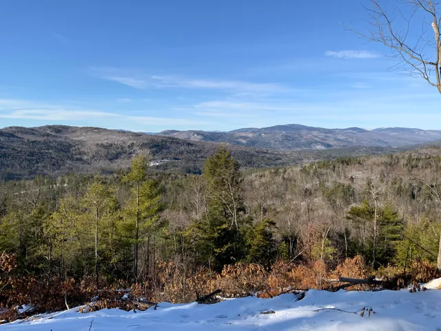 $289,000 | 19-upper Bear Lane, Rumford, ME 04276