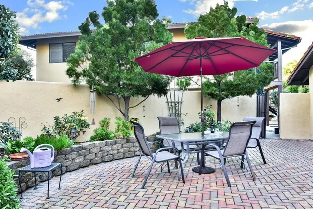 $794,000 | 195 Guadalupe Drive, Sonoma, CA 95476