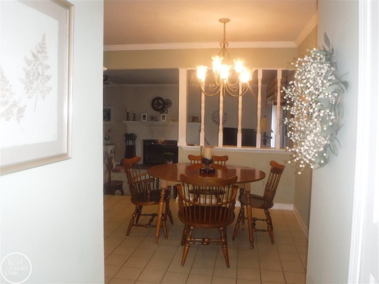 47200 Barbara Road Macomb, MI 48044 - Photo 5 of 24 Eat in kitchen