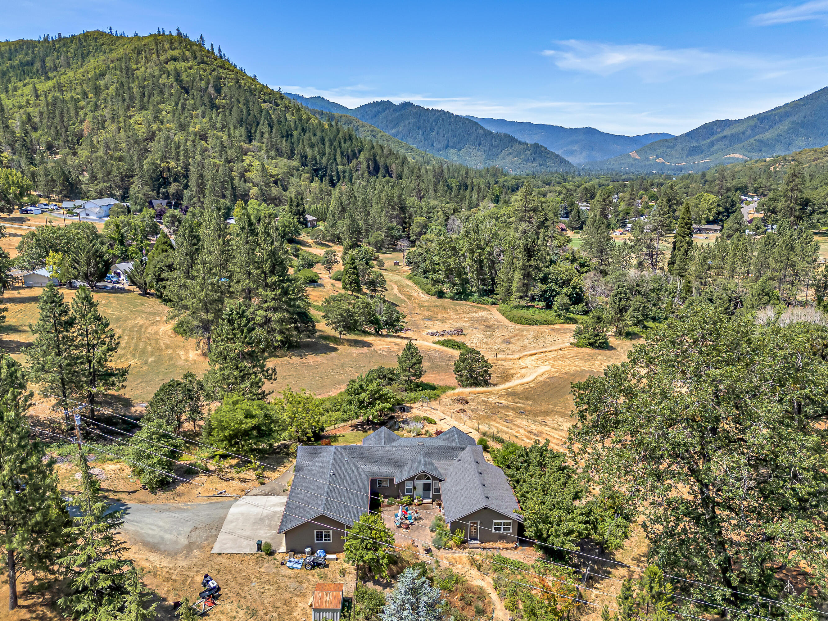 1775 Wards Creek Road Rogue River, OR 97537 - Photo 44 of 62